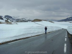 snow road norway. best road trips in scandinavia. beautiful roads in world.